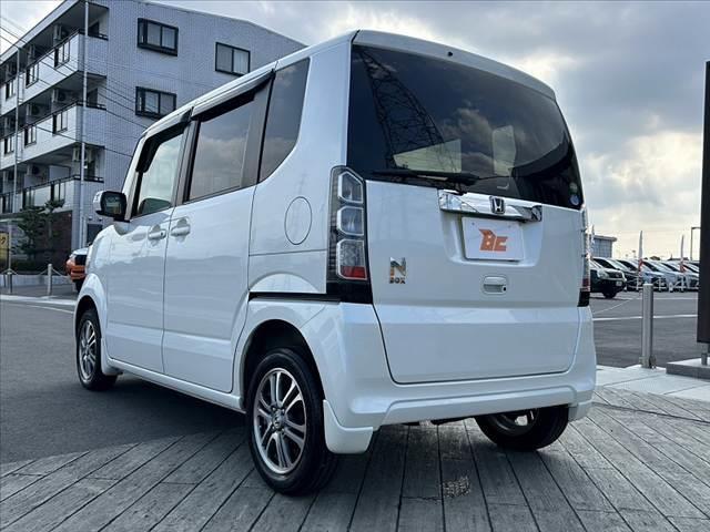 N-BOX G SSパッケージ 禁煙車 CTBA オートHID 両電スラ Fシートヒーター 純正SDナビ フルセグ BT DVD Bカメラ ステリモ スマートキーX2 電格ミラーウインカー チルトステア シートリフター 純正14AW(13枚目)