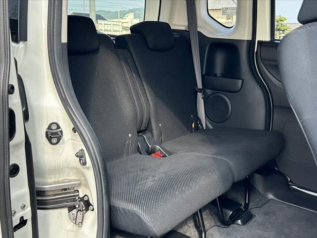 N-BOX G SSパッケージ 禁煙車 CTBA オートHID 両電スラ Fシートヒーター 純正SDナビ フルセグ BT DVD Bカメラ ステリモ スマートキーX2 電格ミラーウインカー チルトステア シートリフター 純正14AW(19枚目)