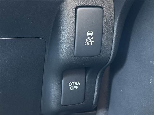 N-BOX G SSパッケージ 禁煙車 CTBA オートHID 両電スラ Fシートヒーター 純正SDナビ フルセグ BT DVD Bカメラ ステリモ スマートキーX2 電格ミラーウインカー チルトステア シートリフター 純正14AW(27枚目)