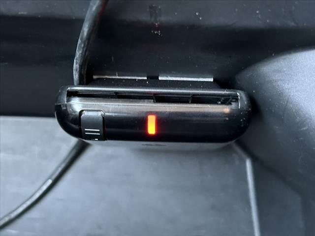 N-BOX G SSパッケージ 禁煙車 CTBA オートHID 両電スラ Fシートヒーター 純正SDナビ フルセグ BT DVD Bカメラ ステリモ スマートキーX2 電格ミラーウインカー チルトステア シートリフター 純正14AW(29枚目)