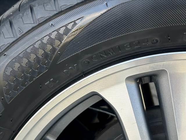 N-BOX G SSパッケージ 禁煙車 CTBA オートHID 両電スラ Fシートヒーター 純正SDナビ フルセグ BT DVD Bカメラ ステリモ スマートキーX2 電格ミラーウインカー チルトステア シートリフター 純正14AW(44枚目)