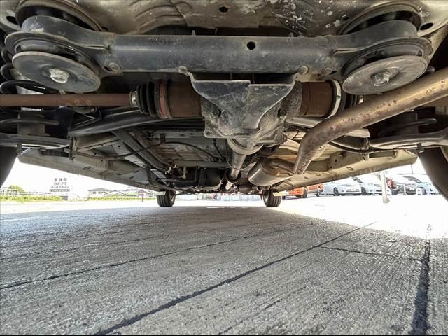 N-BOX G SSパッケージ 禁煙車 CTBA オートHID 両電スラ Fシートヒーター 純正SDナビ フルセグ BT DVD Bカメラ ステリモ スマートキーX2 電格ミラーウインカー チルトステア シートリフター 純正14AW(45枚目)