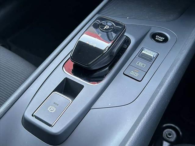 ノート Ｓ　禁煙車　車検整備付　エマブレ　Ａハイビーム　オートライト　スマートキーＸ２　社外メモリナビ　ＢＴ　ＥＴＣ　ＦＲドラレコ　電子Ｐ　オートホールド　コーナーセンサー　チルトステア　シートリフター（7枚目）