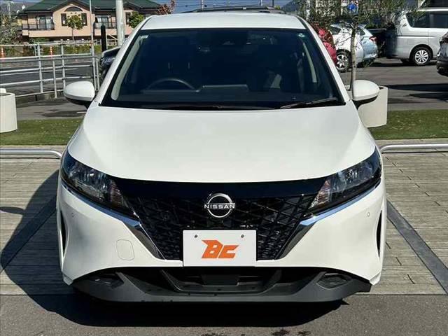 ノート Ｓ　禁煙車　車検整備付　エマブレ　Ａハイビーム　オートライト　スマートキーＸ２　社外メモリナビ　ＢＴ　ＥＴＣ　ＦＲドラレコ　電子Ｐ　オートホールド　コーナーセンサー　チルトステア　シートリフター（9枚目）