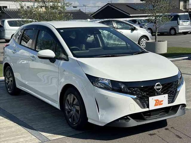 ノート Ｓ　禁煙車　車検整備付　エマブレ　Ａハイビーム　オートライト　スマートキーＸ２　社外メモリナビ　ＢＴ　ＥＴＣ　ＦＲドラレコ　電子Ｐ　オートホールド　コーナーセンサー　チルトステア　シートリフター（10枚目）