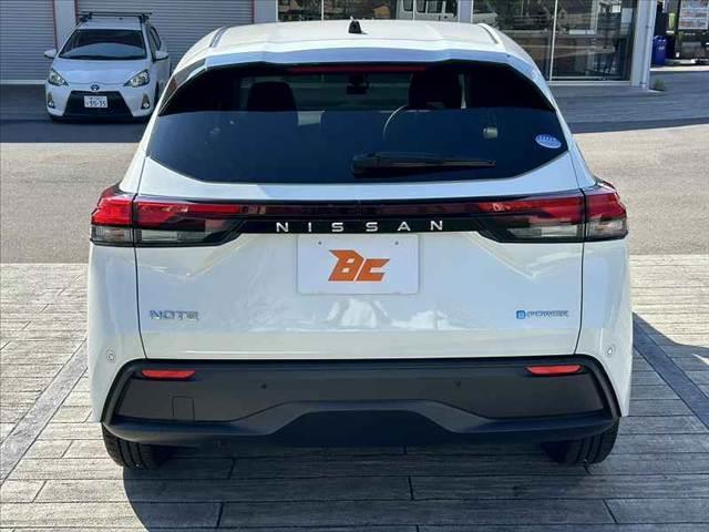 ノート Ｓ　禁煙車　車検整備付　エマブレ　Ａハイビーム　オートライト　スマートキーＸ２　社外メモリナビ　ＢＴ　ＥＴＣ　ＦＲドラレコ　電子Ｐ　オートホールド　コーナーセンサー　チルトステア　シートリフター（13枚目）