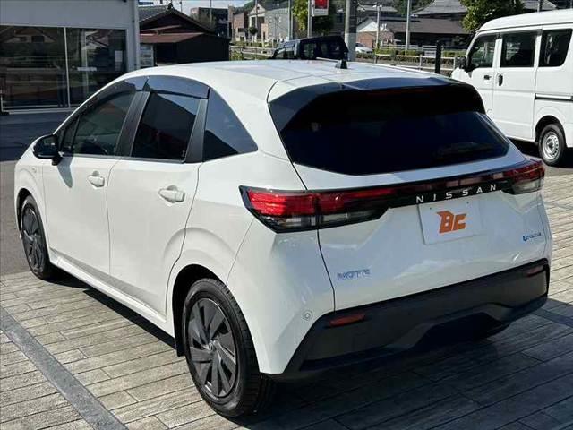 ノート Ｓ　禁煙車　車検整備付　エマブレ　Ａハイビーム　オートライト　スマートキーＸ２　社外メモリナビ　ＢＴ　ＥＴＣ　ＦＲドラレコ　電子Ｐ　オートホールド　コーナーセンサー　チルトステア　シートリフター（14枚目）