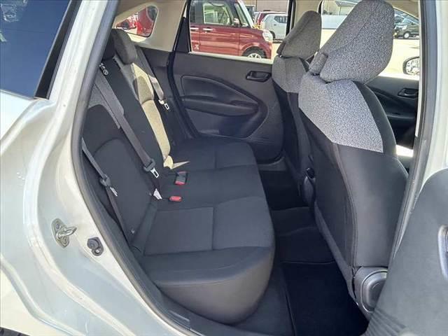 ノート Ｓ　禁煙車　車検整備付　エマブレ　Ａハイビーム　オートライト　スマートキーＸ２　社外メモリナビ　ＢＴ　ＥＴＣ　ＦＲドラレコ　電子Ｐ　オートホールド　コーナーセンサー　チルトステア　シートリフター（19枚目）