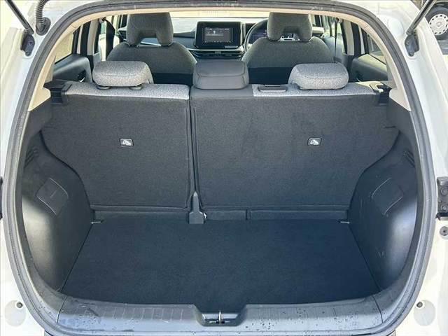 ノート Ｓ　禁煙車　車検整備付　エマブレ　Ａハイビーム　オートライト　スマートキーＸ２　社外メモリナビ　ＢＴ　ＥＴＣ　ＦＲドラレコ　電子Ｐ　オートホールド　コーナーセンサー　チルトステア　シートリフター（20枚目）