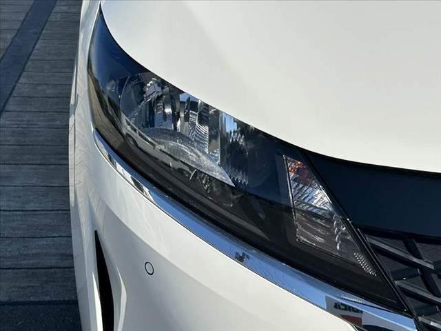 ノート Ｓ　禁煙車　車検整備付　エマブレ　Ａハイビーム　オートライト　スマートキーＸ２　社外メモリナビ　ＢＴ　ＥＴＣ　ＦＲドラレコ　電子Ｐ　オートホールド　コーナーセンサー　チルトステア　シートリフター（30枚目）