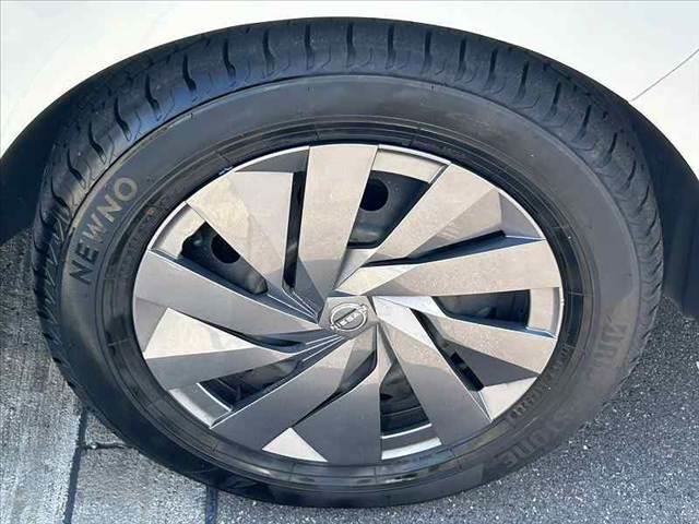 ノート Ｓ　禁煙車　車検整備付　エマブレ　Ａハイビーム　オートライト　スマートキーＸ２　社外メモリナビ　ＢＴ　ＥＴＣ　ＦＲドラレコ　電子Ｐ　オートホールド　コーナーセンサー　チルトステア　シートリフター（34枚目）