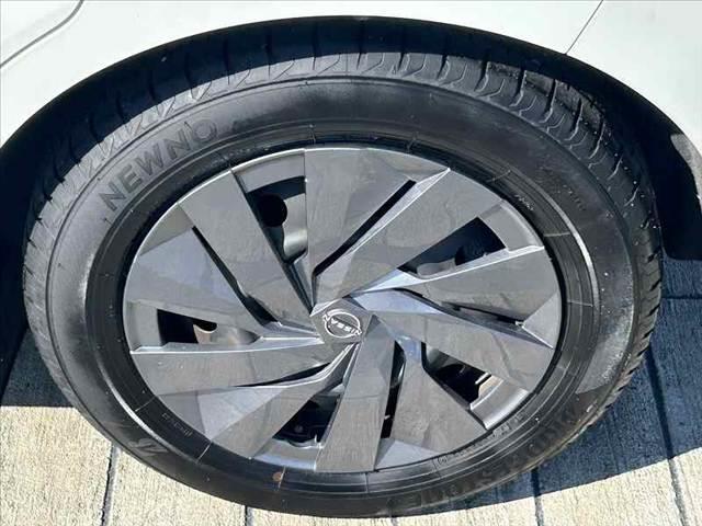 ノート Ｓ　禁煙車　車検整備付　エマブレ　Ａハイビーム　オートライト　スマートキーＸ２　社外メモリナビ　ＢＴ　ＥＴＣ　ＦＲドラレコ　電子Ｐ　オートホールド　コーナーセンサー　チルトステア　シートリフター（36枚目）