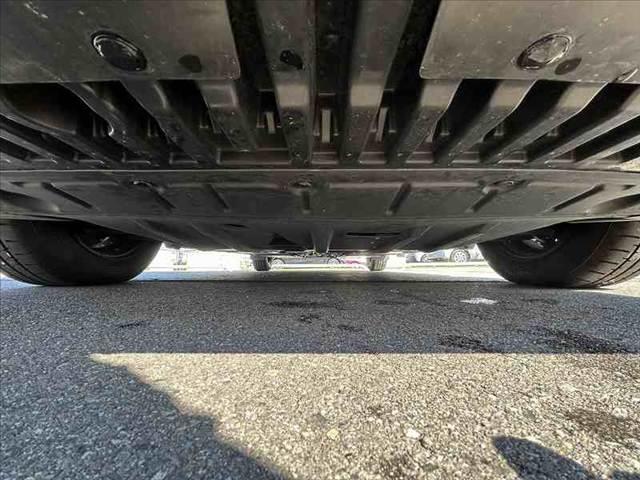 ノート Ｓ　禁煙車　車検整備付　エマブレ　Ａハイビーム　オートライト　スマートキーＸ２　社外メモリナビ　ＢＴ　ＥＴＣ　ＦＲドラレコ　電子Ｐ　オートホールド　コーナーセンサー　チルトステア　シートリフター（42枚目）