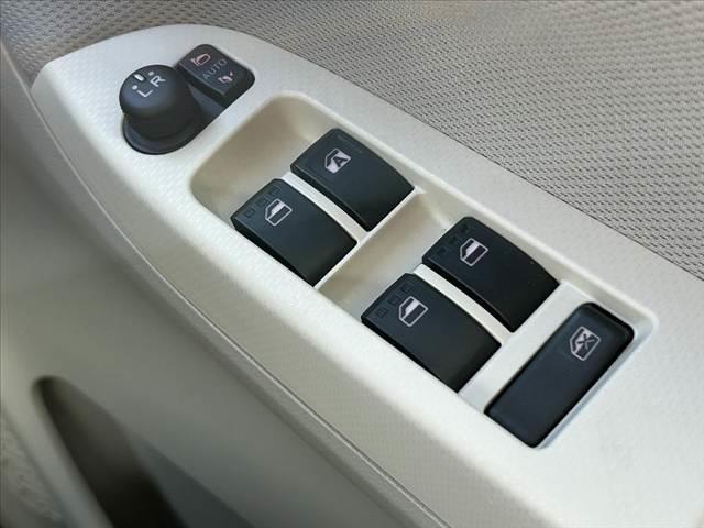 ムーヴ X SAIII 禁煙車 車検整備付 後期 オートハイビーム オートライト ETC アームレスト シートヒーター Aストップ 電格ミラー 純正CD チルトステア シートリフター Pガラス ベンチシート マット(22枚目)