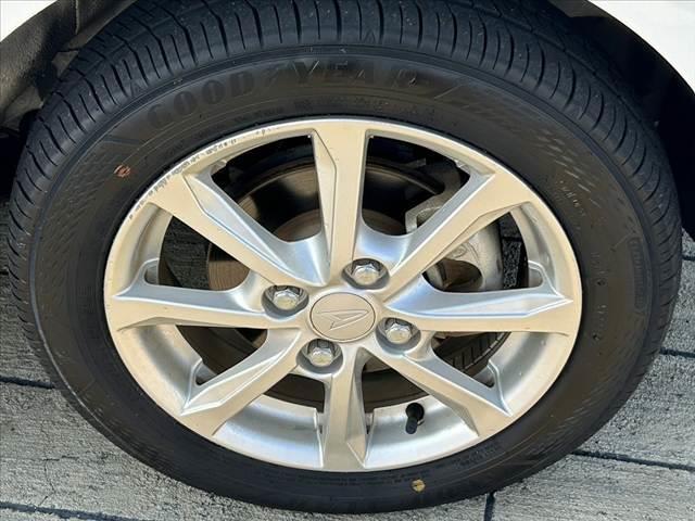 ムーヴ X SAIII 禁煙車 車検整備付 後期 オートハイビーム オートライト ETC アームレスト シートヒーター Aストップ 電格ミラー 純正CD チルトステア シートリフター Pガラス ベンチシート マット(37枚目)