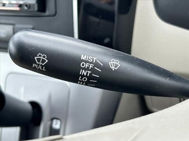 ミラ X 中期 車検整備付 社外CDオーディオ キーレス スペアキー プライバシーガラス ETC 電格ミラー社外13インチAW WSRSエアB ACソケット フロアマット ドアバイザー(21枚目)