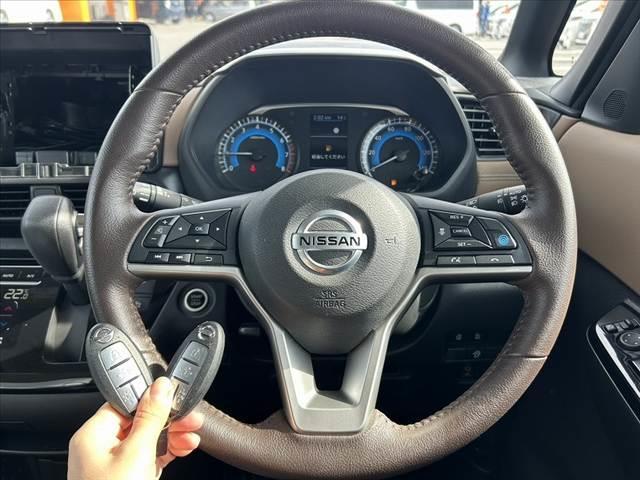 ルークス ハイウェイスター Gターボプロパイロットエディション 禁煙車 車検整備付 エマブレ プロパイロット アラビュー 両電スラ 茶コンビシート サーキュレーター Rロール 電子P Aブレーキホールド オートLED スマートキーX2 純正15AW チルトステア(4枚目)