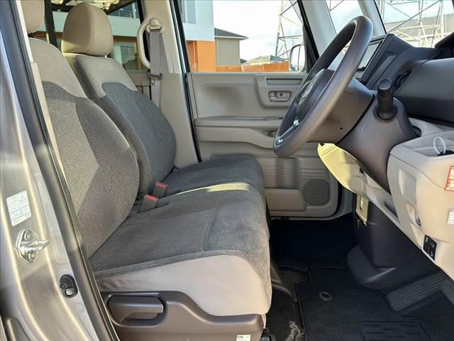 N-BOX Gホンダセンシング 禁煙車 ホンダセンシング Aクルコン Aハイビーム ETC 社外SDナビ BT ステリモ スマートキーX2 オートLED 電格ミラーウインカー プライバシーガラス 横滑り防止 チルトステア(16枚目)