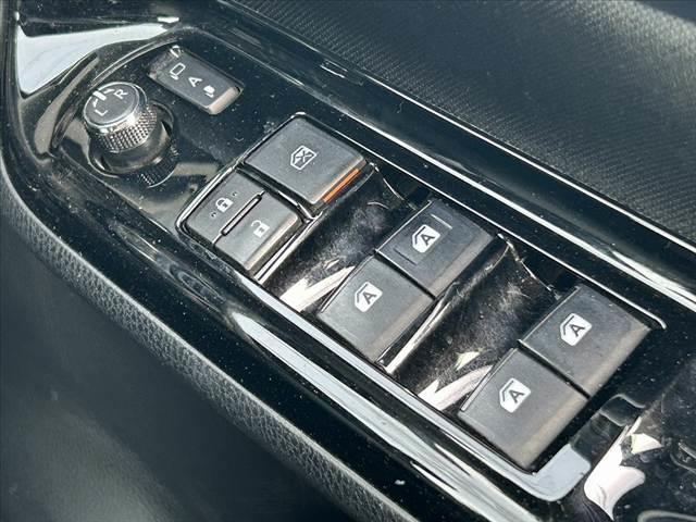 ヴォクシー ZS 後期 セーフティセンス Aハイ クルコン 電スラ 純正SDナビ 地デジ BT Bカメ スマートキーX2 ETC 電格ミラー Rロール Pガラス オートLED チルトステア 純正AW スタッドレスT(27枚目)