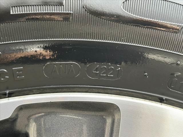 ヴォクシー ZS 後期 セーフティセンス Aハイ クルコン 電スラ 純正SDナビ 地デジ BT Bカメ スマートキーX2 ETC 電格ミラー Rロール Pガラス オートLED チルトステア 純正AW スタッドレスT(42枚目)