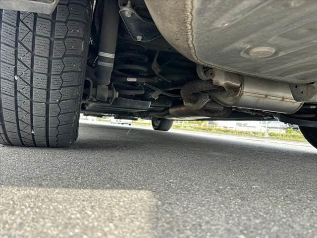 ヴォクシー ZS 後期 セーフティセンス Aハイ クルコン 電スラ 純正SDナビ 地デジ BT Bカメ スマートキーX2 ETC 電格ミラー Rロール Pガラス オートLED チルトステア 純正AW スタッドレスT(44枚目)