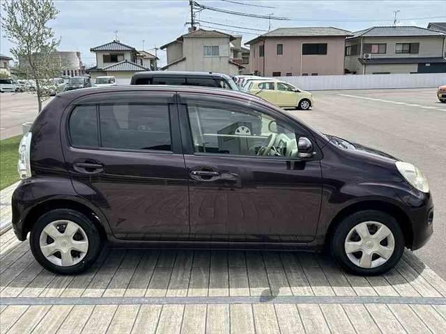 パッソ プラスハナ 禁煙 車検整備付 プロジェクターHIDヘッド フォグ スマートキー スペア 純正CD AAC 電格ミラーウインカー Pガラス チルトステア シートリフター ベンチシート 分割可倒式Rシート ETC(11枚目)