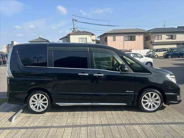 セレナ 後期 両電スラ エマブレ アラビュー フリップダウンM 純正SDナビ フルセグ BT DVD クルコン ETC スマートキーX2 オートLED 外ウッドコンビ 社外17AW レザー調シート Rフィルム(11枚目)