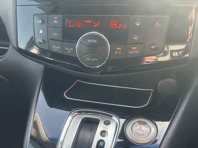 セレナ 後期 両電スラ エマブレ アラビュー フリップダウンM 純正SDナビ フルセグ BT DVD クルコン ETC スマートキーX2 オートLED 外ウッドコンビ 社外17AW レザー調シート Rフィルム(23枚目)