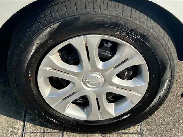 ノート e-パワー B 後期 禁煙車 車検整備付 エマブレ アラビュー インテリミラー FRソナー スマートキー 社外CD オートライト Aハイビーム チルトステア シートリフター 電格ミラーウインカー Pガラス オートAC(34枚目)