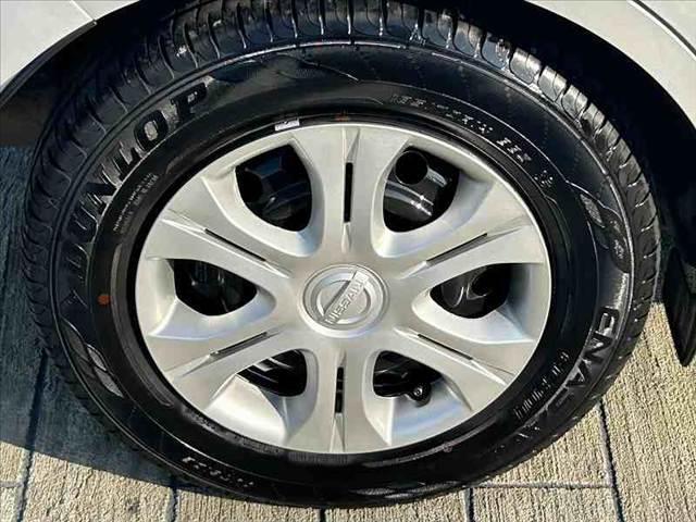 ノート e-パワー B 後期 禁煙車 車検整備付 エマブレ アラビュー インテリミラー FRソナー スマートキー 社外CD オートライト Aハイビーム チルトステア シートリフター 電格ミラーウインカー Pガラス オートAC(35枚目)