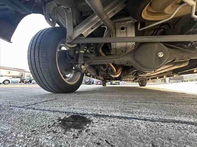 エブリイワゴン ＰＺターボ　禁煙車　ＲＢＳ　電動スライド　オートＨＩＤ　フォグ　社外ＳＤナビ　フルセグ　ＤＶＤ　ＢＴ　Ｂカメラ　スマートキー　ＥＴＣ　ＦＲドラレコ　電格ミラー　Ｐガラス　純正１４ＡＷ　横滑り防止　マットバイザー（39枚目）