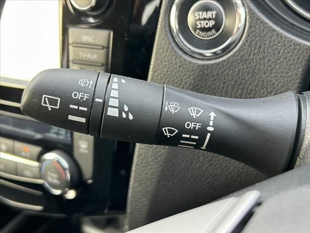 エクストレイル 20Xt エマージェンシーブレーキパッケージ Pアシスト クルコン Pバックドア オートLED アラビュー 純正SDナビ フルセグ BT ステリモ ETC スマートキー2 ルーフレール 純正17AW チルトステア シートリフター Fシートヒーター(30枚目)