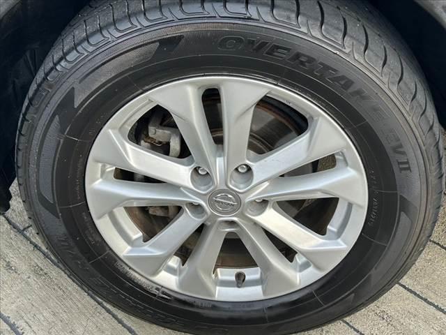 エクストレイル 20Xt エマージェンシーブレーキパッケージ Pアシスト クルコン Pバックドア オートLED アラビュー 純正SDナビ フルセグ BT ステリモ ETC スマートキー2 ルーフレール 純正17AW チルトステア シートリフター Fシートヒーター(43枚目)