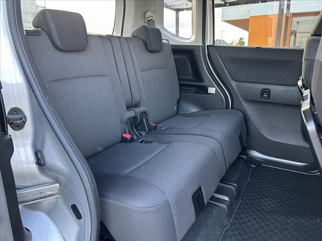 ソリオ ハイブリッドＭＸ　後期　禁煙車　車検整備付　セーフティサポート　Ａクルコン　Ａハイビーム　Ｒセンサー　純正ＳＤナビ　フルセグ　ＢＴ　ＤＶＤ　ステリモ　Ａストップ　スマートキーＸ２　シートヒーター　オートライト（19枚目）