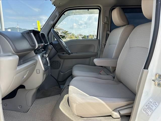 エブリイワゴン PZターボ 禁煙車 車検整備付 セーフティサポート Pセンサー Aハイビーム 電スラ ハイルーフ スマートキーX2 オートHID フォグ 電格ミラー ステリモ 純正14AW 横滑り防止 リアワイパー(17枚目)