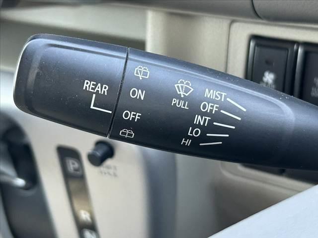 エブリイワゴン PZターボ 禁煙車 車検整備付 セーフティサポート Pセンサー Aハイビーム 電スラ ハイルーフ スマートキーX2 オートHID フォグ 電格ミラー ステリモ 純正14AW 横滑り防止 リアワイパー(21枚目)