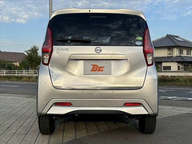 デイズ Ｓ　車検整備付　エマブレ　踏み間違え防止　ＦＲソナー　純正ＣＤオーディオ　電格ミラー　Ａストップ　オートライト　ヘッドライトレベライザー　ベンチシート　アームレスト　マットバイザー（14枚目）