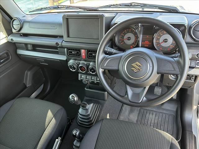 ジムニーシエラ ＪＬ　中期　禁煙車　車検整備付　４ＷＤ　５ＭＴ　ＪＣ用１５インチＡＷ　セーフティサポート　Ａハイビーム　Ｆシートヒーター　スマートキーＸ２　ＥＴＣ　電格ミラー＆ヒーター　フォグ　サイドカーテンエアＢ（2枚目）