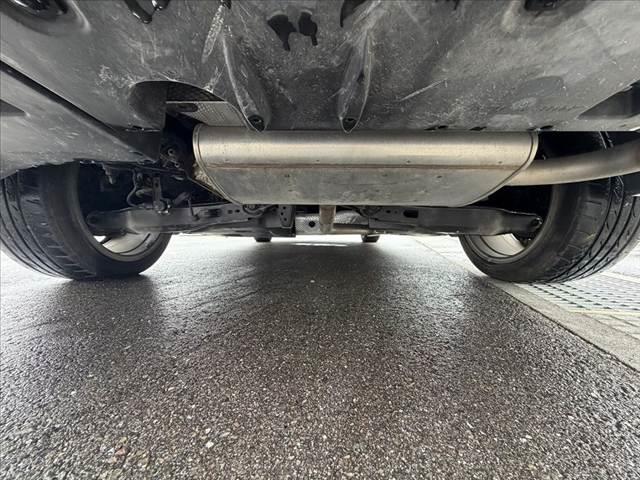 プリウス Sツーリングセレクション 禁煙車 車検整備付 セーフティセンスP オートLEDヘッド&フォグ 合皮シート Fシートヒーター Aクルコン Aハイビーム ETC 純正SDナビ 地デジ BT Bカメラ ステリモ チルトステア(43枚目)