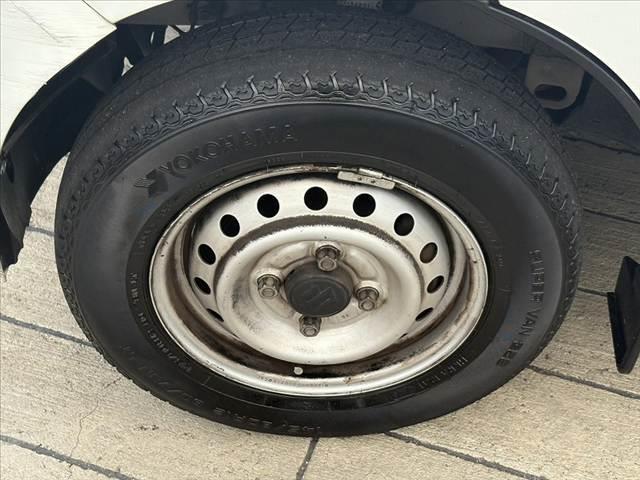 エブリイ ＰＡ　車検整備付　ハイルーフ　セーフティサポート　Ｒセンサー　Ａハイビーム　Ａライト　車線逸脱警報　誤発進抑制機能　スペアキー　Ｒフィルム　オーバーヘッドシェルフ　ＦＲドラレコ　ＷＳＲＳエアＢ　横滑り防止（37枚目）