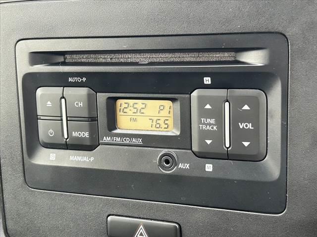 ワゴンR FA 中期 セーフティサポート Aハイビーム Rセンサー 誤発進抑制 キーレス スペアキー 純正CD オートライト 電格ミラー Pガラス ベンチシート アームレスト 助手席下BOX マットバイザー(4枚目)