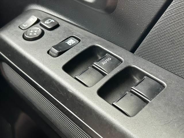 ワゴンR FA 中期 セーフティサポート Aハイビーム Rセンサー 誤発進抑制 キーレス スペアキー 純正CD オートライト 電格ミラー Pガラス ベンチシート アームレスト 助手席下BOX マットバイザー(23枚目)