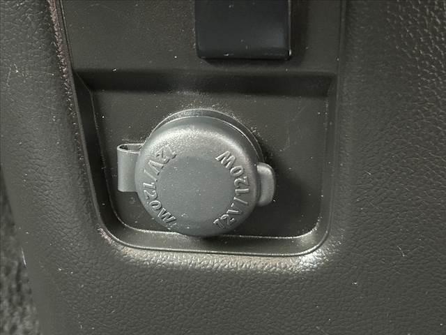 ワゴンR FA 中期 セーフティサポート Aハイビーム Rセンサー 誤発進抑制 キーレス スペアキー 純正CD オートライト 電格ミラー Pガラス ベンチシート アームレスト 助手席下BOX マットバイザー(25枚目)