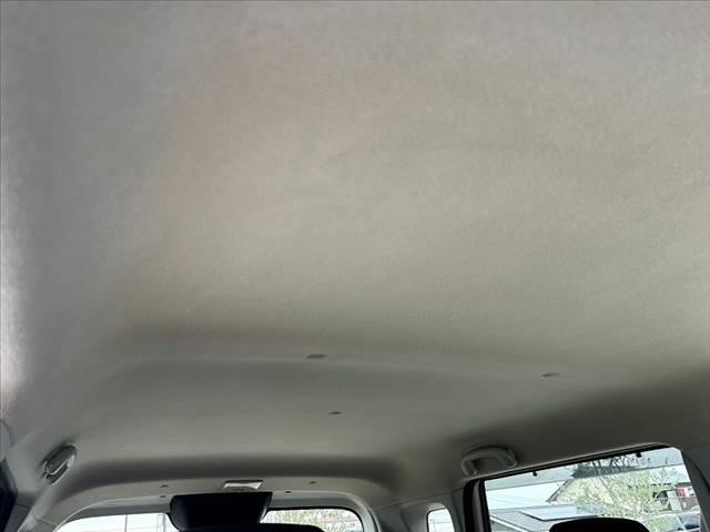 ワゴンR FA 中期 セーフティサポート Aハイビーム Rセンサー 誤発進抑制 キーレス スペアキー 純正CD オートライト 電格ミラー Pガラス ベンチシート アームレスト 助手席下BOX マットバイザー(28枚目)