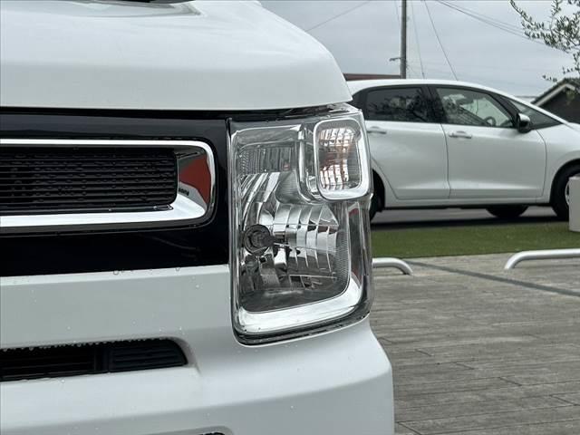 ワゴンR FA 中期 セーフティサポート Aハイビーム Rセンサー 誤発進抑制 キーレス スペアキー 純正CD オートライト 電格ミラー Pガラス ベンチシート アームレスト 助手席下BOX マットバイザー(31枚目)