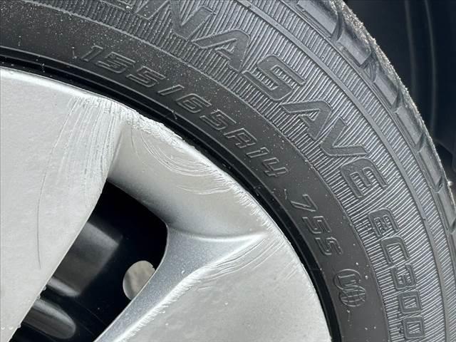 ワゴンR FA 中期 セーフティサポート Aハイビーム Rセンサー 誤発進抑制 キーレス スペアキー 純正CD オートライト 電格ミラー Pガラス ベンチシート アームレスト 助手席下BOX マットバイザー(38枚目)