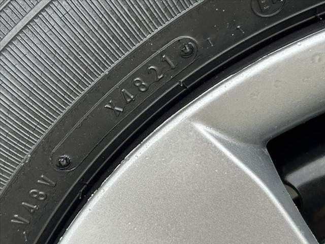 ワゴンR FA 中期 セーフティサポート Aハイビーム Rセンサー 誤発進抑制 キーレス スペアキー 純正CD オートライト 電格ミラー Pガラス ベンチシート アームレスト 助手席下BOX マットバイザー(39枚目)