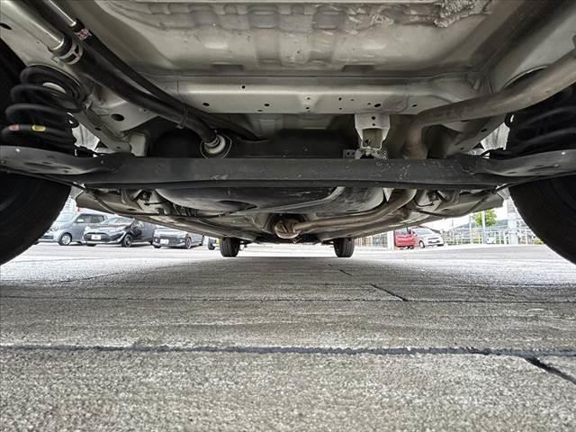 ワゴンR FA 中期 セーフティサポート Aハイビーム Rセンサー 誤発進抑制 キーレス スペアキー 純正CD オートライト 電格ミラー Pガラス ベンチシート アームレスト 助手席下BOX マットバイザー(40枚目)