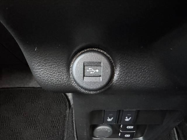 ハスラー タフワイルドターボ 禁煙車 純正9インチナビ フルセグ 全方位 セーフティS カープレイ BT DVD ETC2.0 ルーフレール Aクルコン スマートキー2ケ オートLED Aスト パーキングセンサー シートヒーター(30枚目)