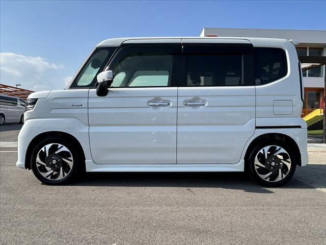 スペーシアカスタム ハイブリッドＸＳ　禁煙車　全方位Ｍ　９インチメモリナビ　フルセグ　ＢＴ　セーフティサポート　両電スラ　純正１５ＡＷ　オートＬＥＤ　スマートキーＸ２　ＥＴＣ　Ｆシートヒーター　コンビシート　Ｒテーブル　サーキュレーター（11枚目）